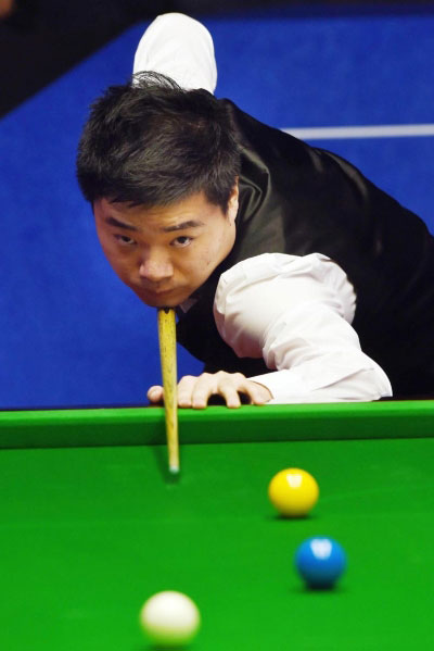 的表现与他 的表现与他